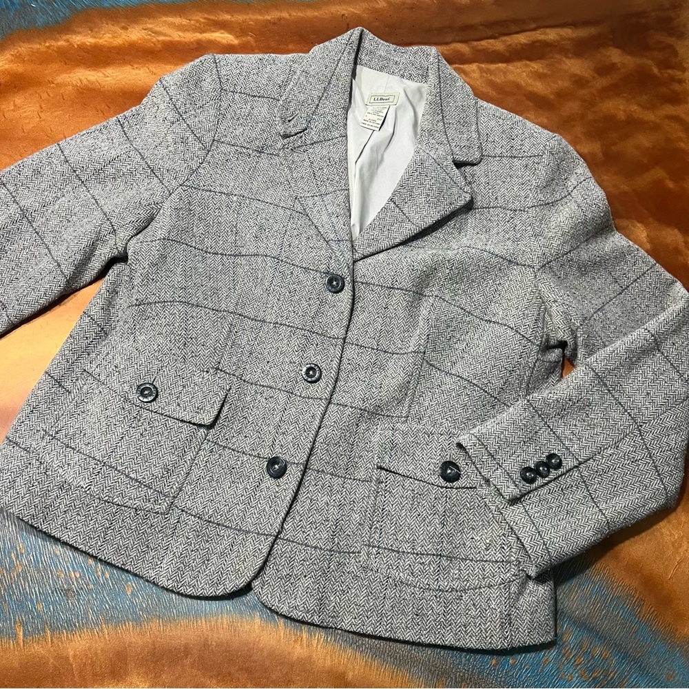 LL Bean Wool Blend Gray Plaid Blazer size petite large